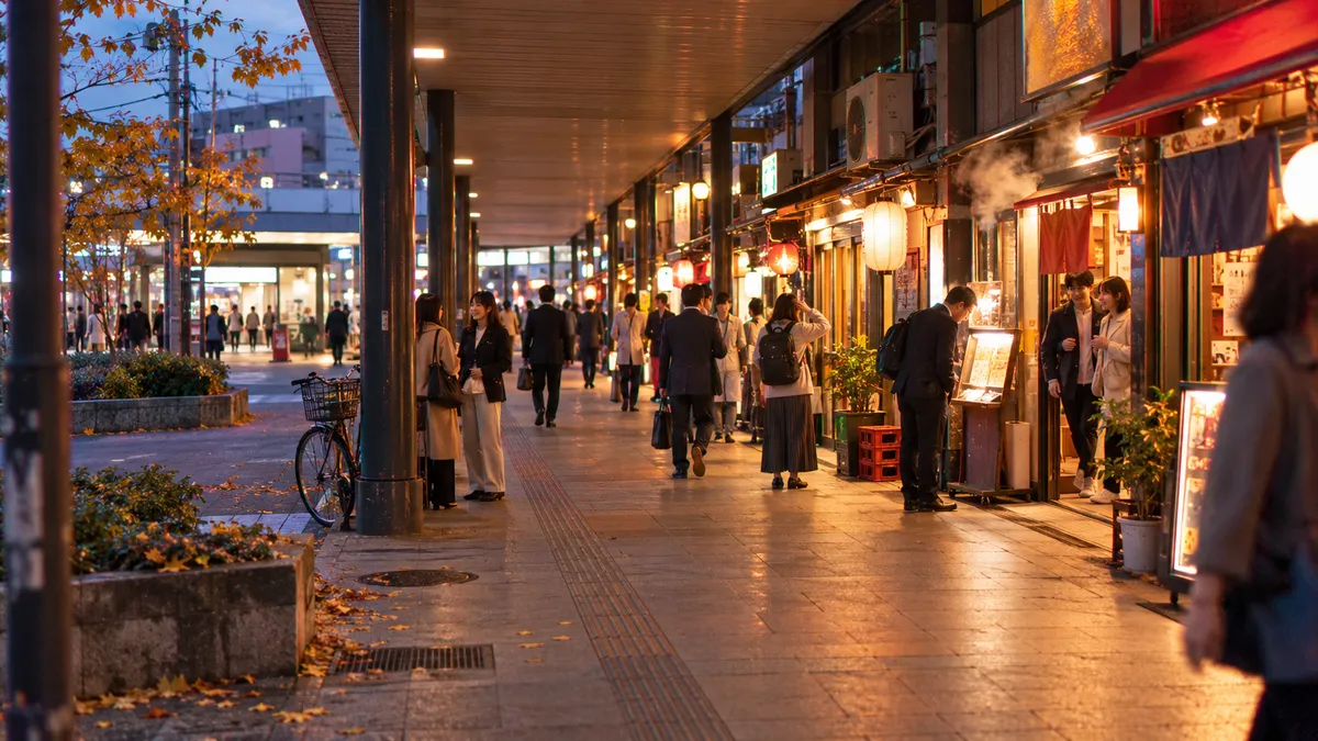 夜の軒下